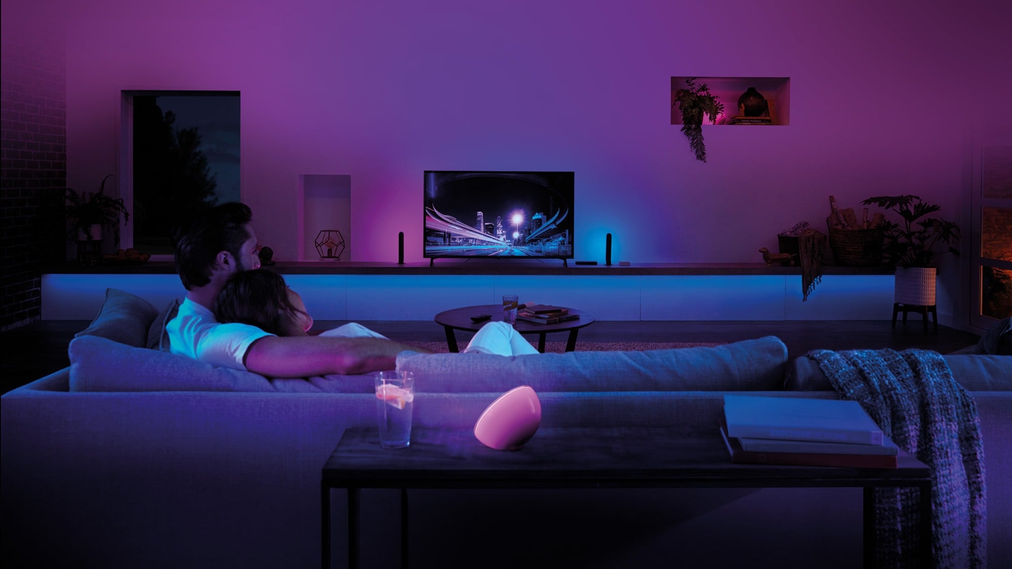 Sync smart lights to TV