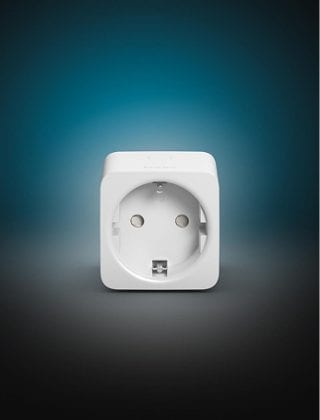 Inteligentna wtyczka Philips Hue w kolorze białym.